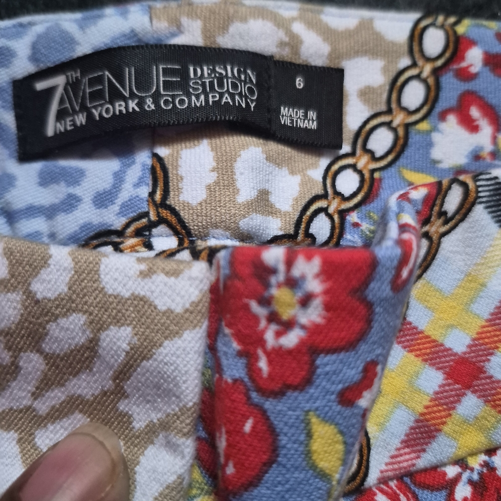 ZAvenue Vibrant Patchwork Women's Straight Leg Pants - Picture 4 of 5